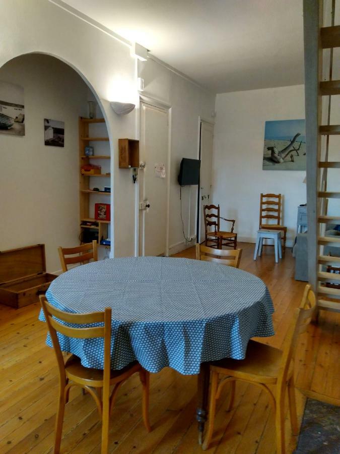 Appartement Au Calme Centre Ville A 2 Pas Du Vieux Marche Ла-Рошель Екстер'єр фото