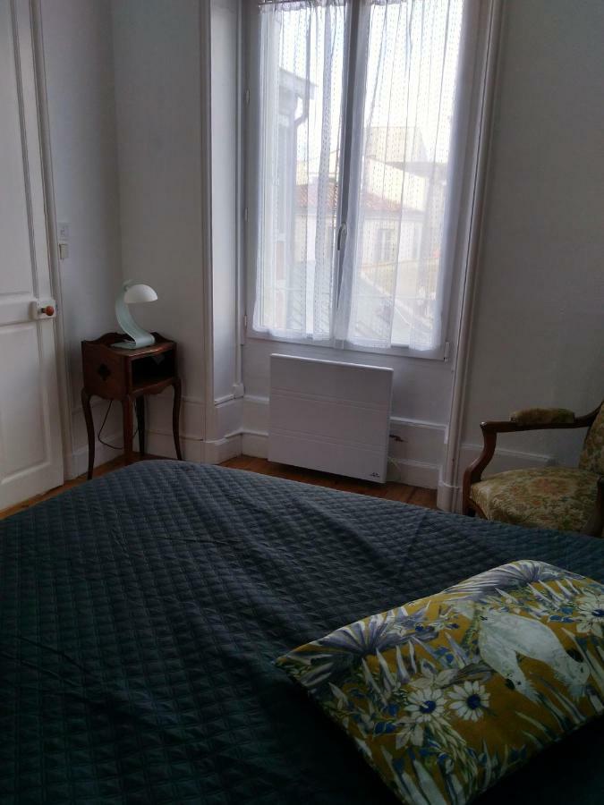 Appartement Au Calme Centre Ville A 2 Pas Du Vieux Marche Ла-Рошель Екстер'єр фото